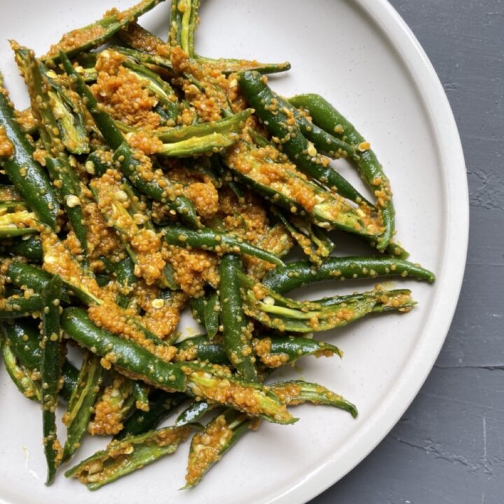 Methi Thepla Gujarati Thepla The Whisk Addict