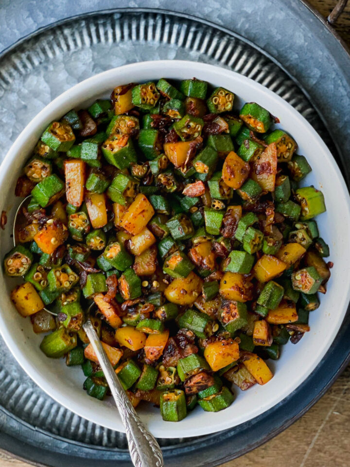 Bhinda Bateta nu Shaak | Aloo Bhindi