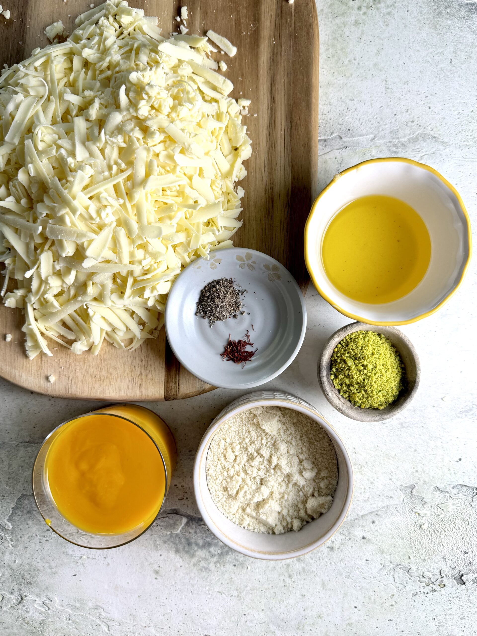 Mango Mawa Ladoos, Mango Ladoo - The Whisk Addict