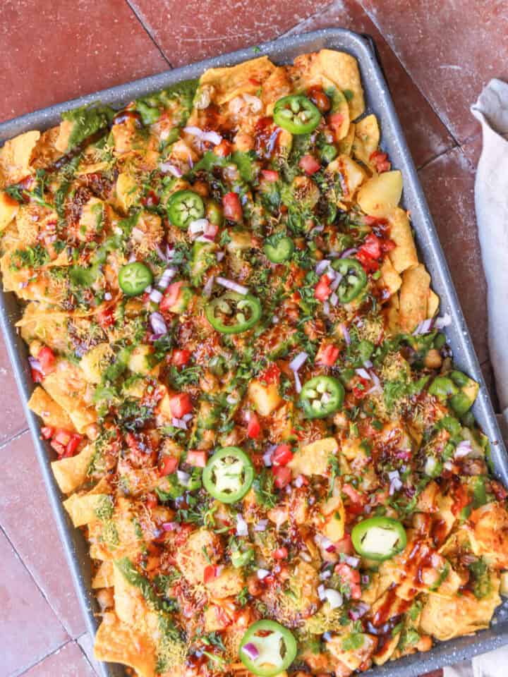 Indian Cheesy Nachos Chaat, Indian Nachos Chaat, Indian Chaat Nachos, Loaded Desi Nachos
