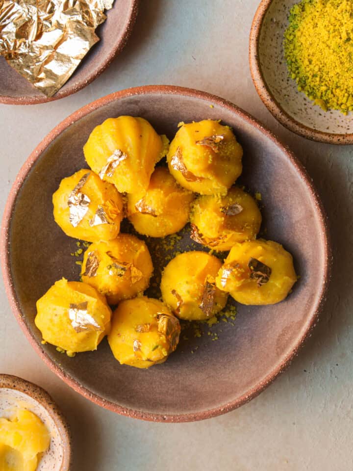 Instant Kesar Mawa Modak